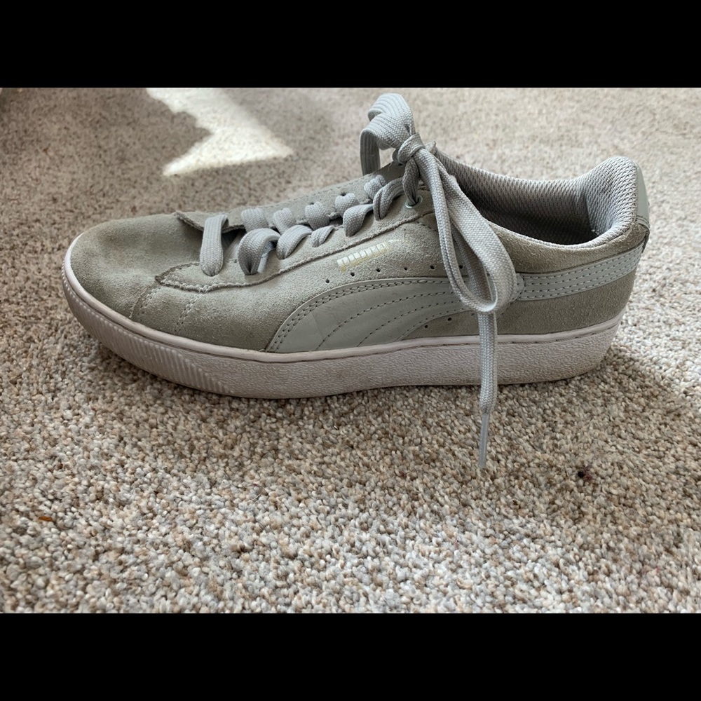 Puma sneakers
